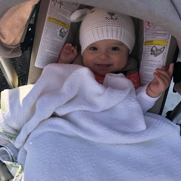 Meet your Posher, Paola - Picture 1 of 1